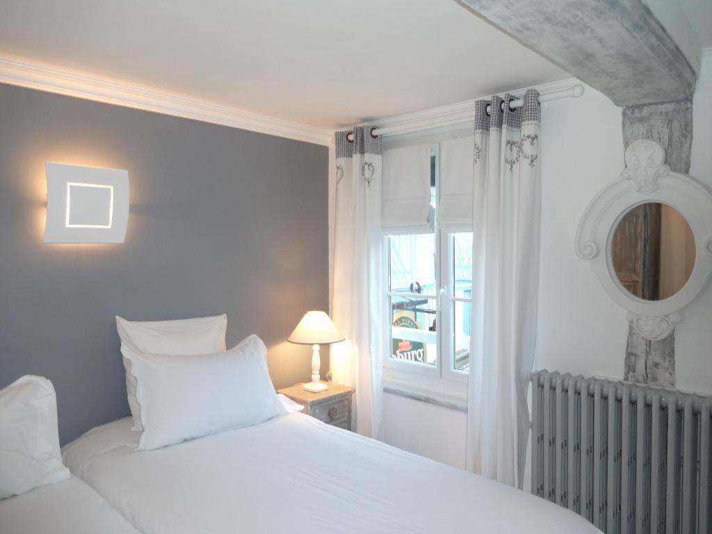 Hotel Le P'Tit Beaumont Номер фото